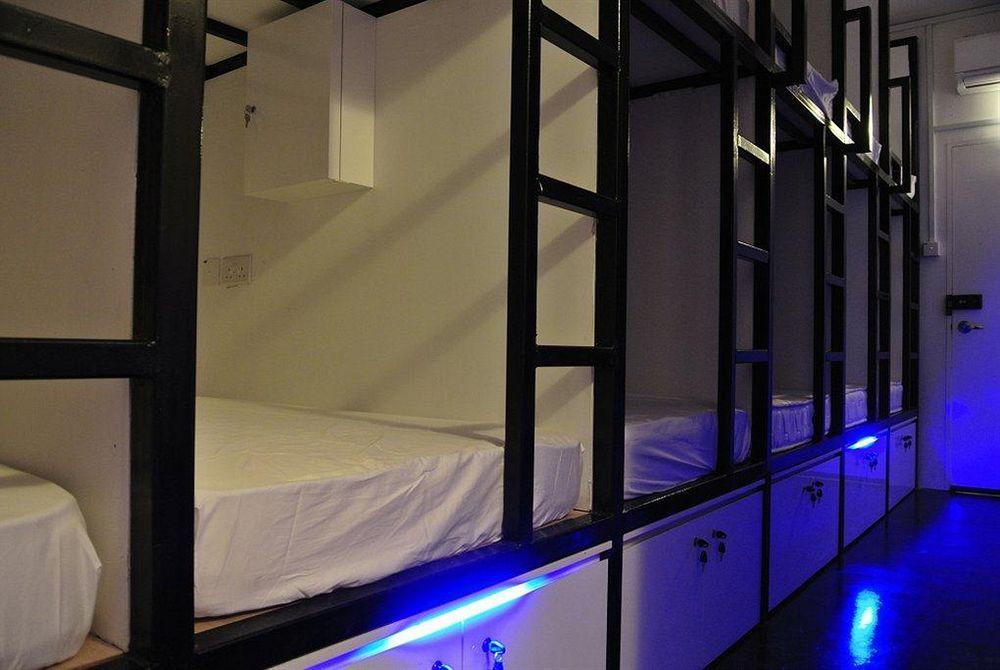 Plush Pods Hostel สิงคโปร์ ภายนอก รูปภาพ