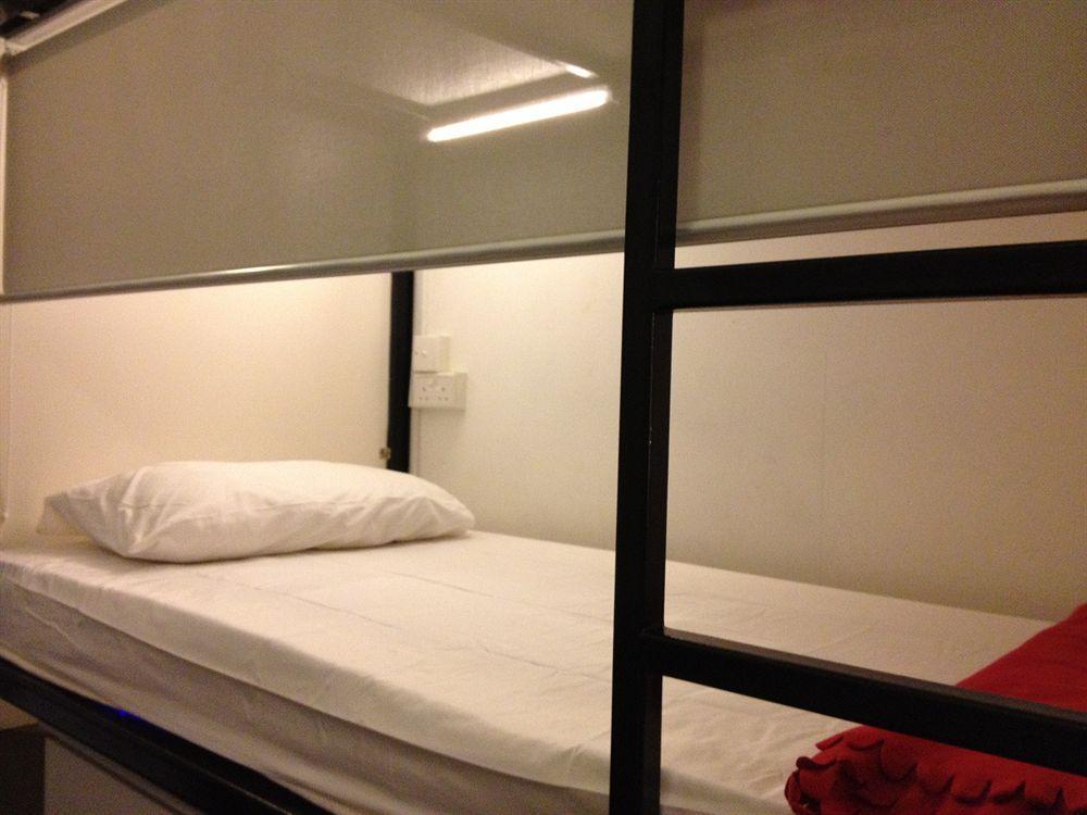 Plush Pods Hostel สิงคโปร์ ภายนอก รูปภาพ