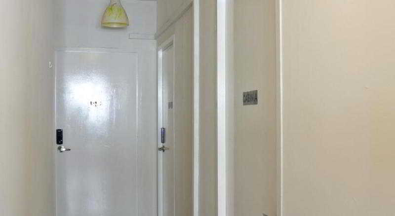 Plush Pods Hostel สิงคโปร์ ภายนอก รูปภาพ