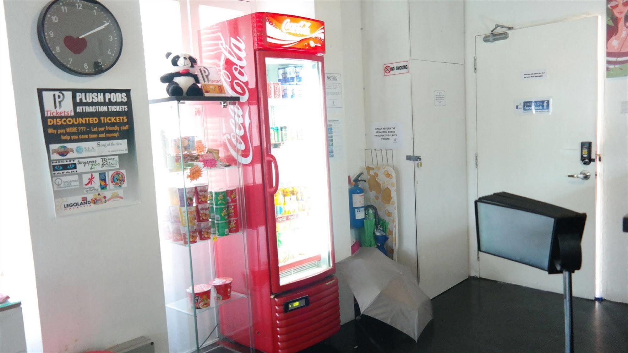 Plush Pods Hostel สิงคโปร์ ภายนอก รูปภาพ