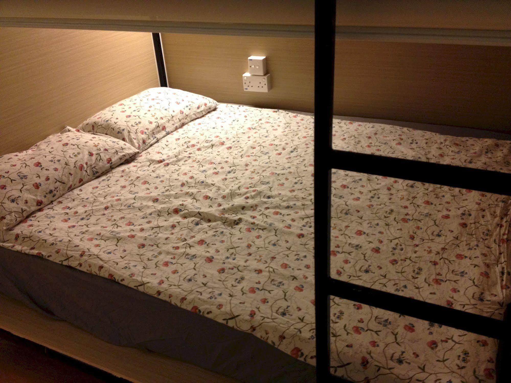 Plush Pods Hostel สิงคโปร์ ภายนอก รูปภาพ